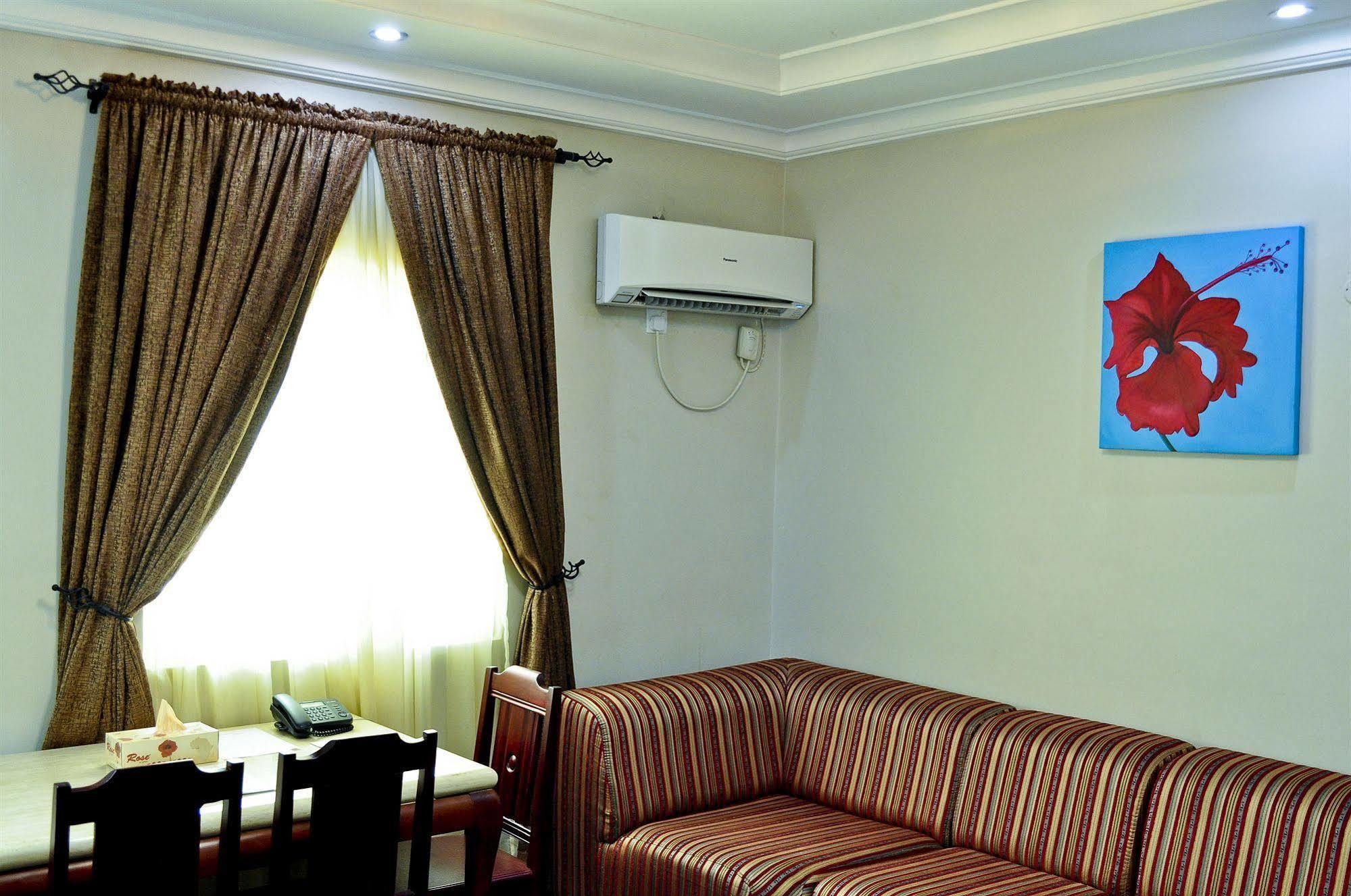 Aes Luxury Apartments Abuja Exterior photo